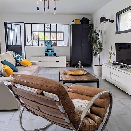 펜션 Maison Avec Grande Piscine Canéjean