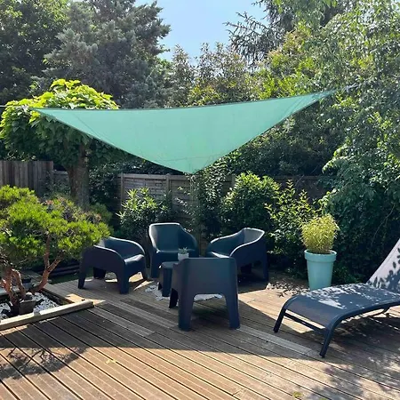 Maison Avec Grande Piscine 펜션 *